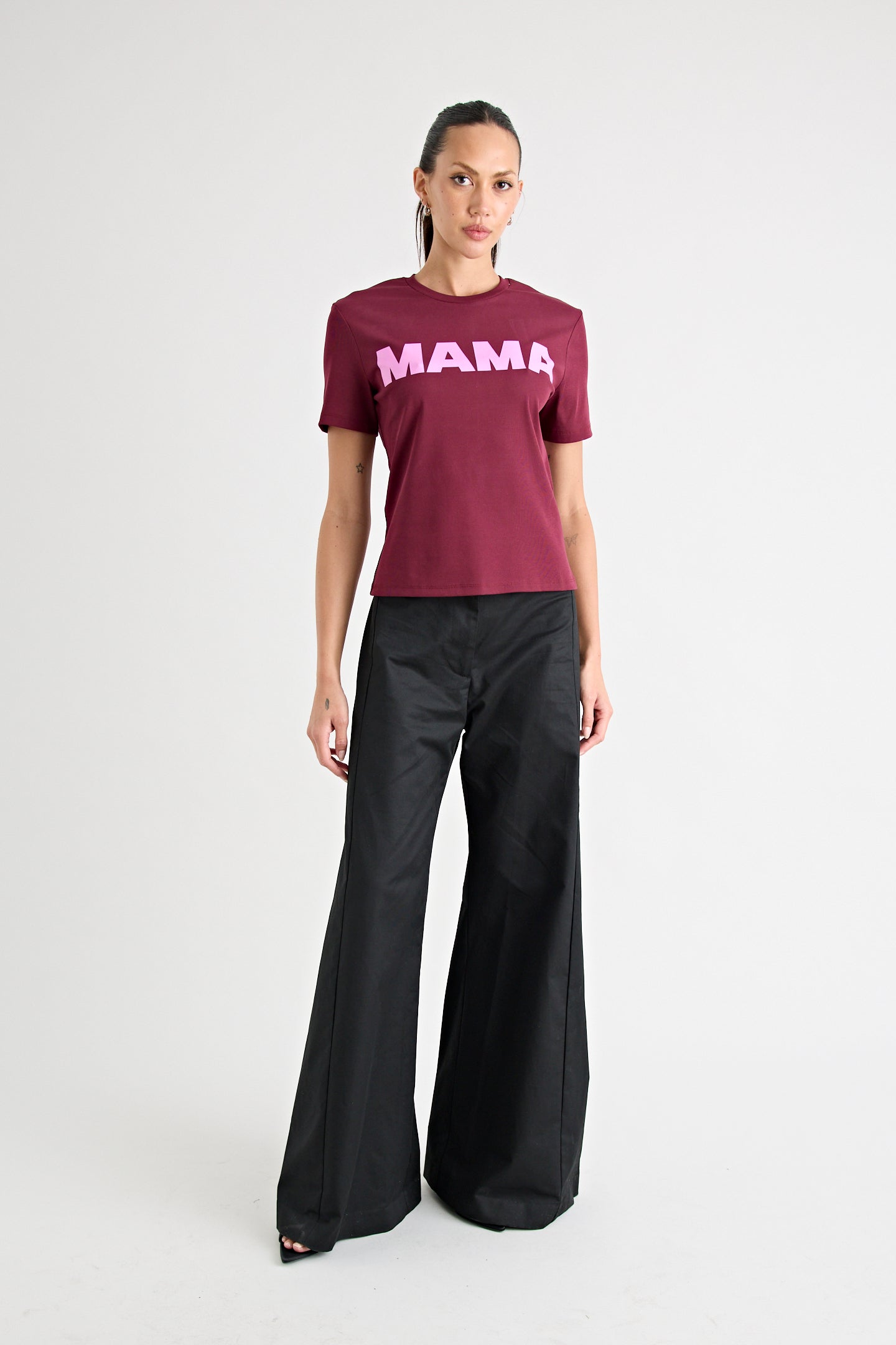 MAMA TEE | BURGUNDY