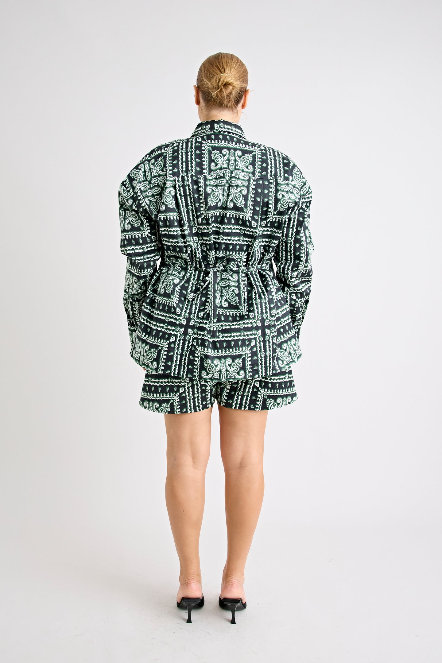 CHICO SHORT | PAISLEY
