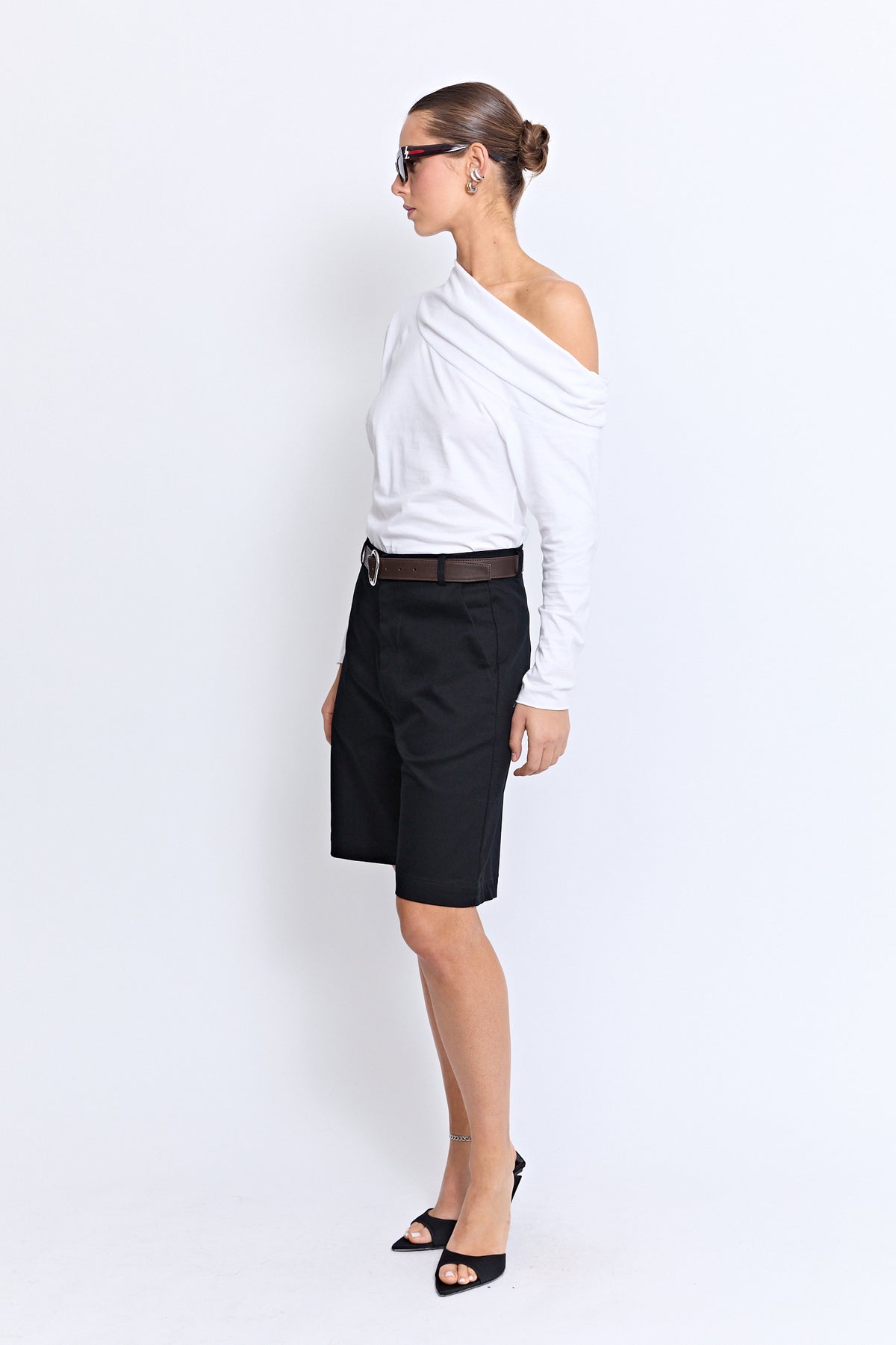 LOURDES BERMUDA SHORT | BLACK