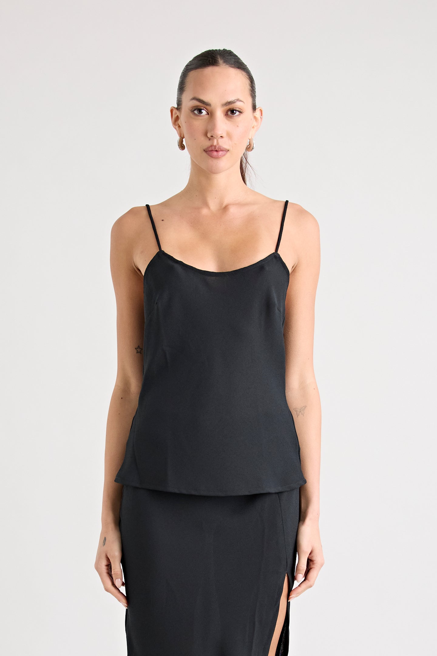 GIANNI SCOOP CAMI | BLACK