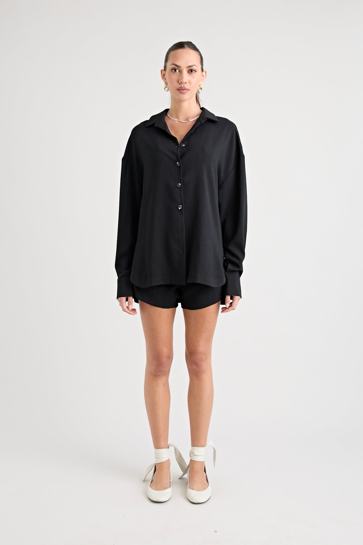 PINO TAILORED SHORT | BLACK