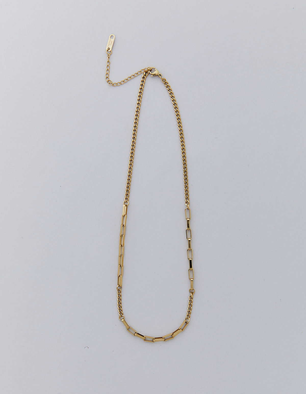 GOLD CHAIN NECKLACE