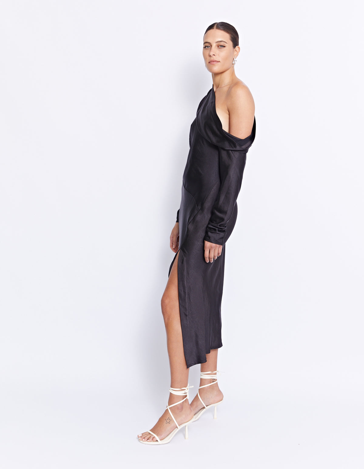 SUKIE MIDI DRESS | BLACK